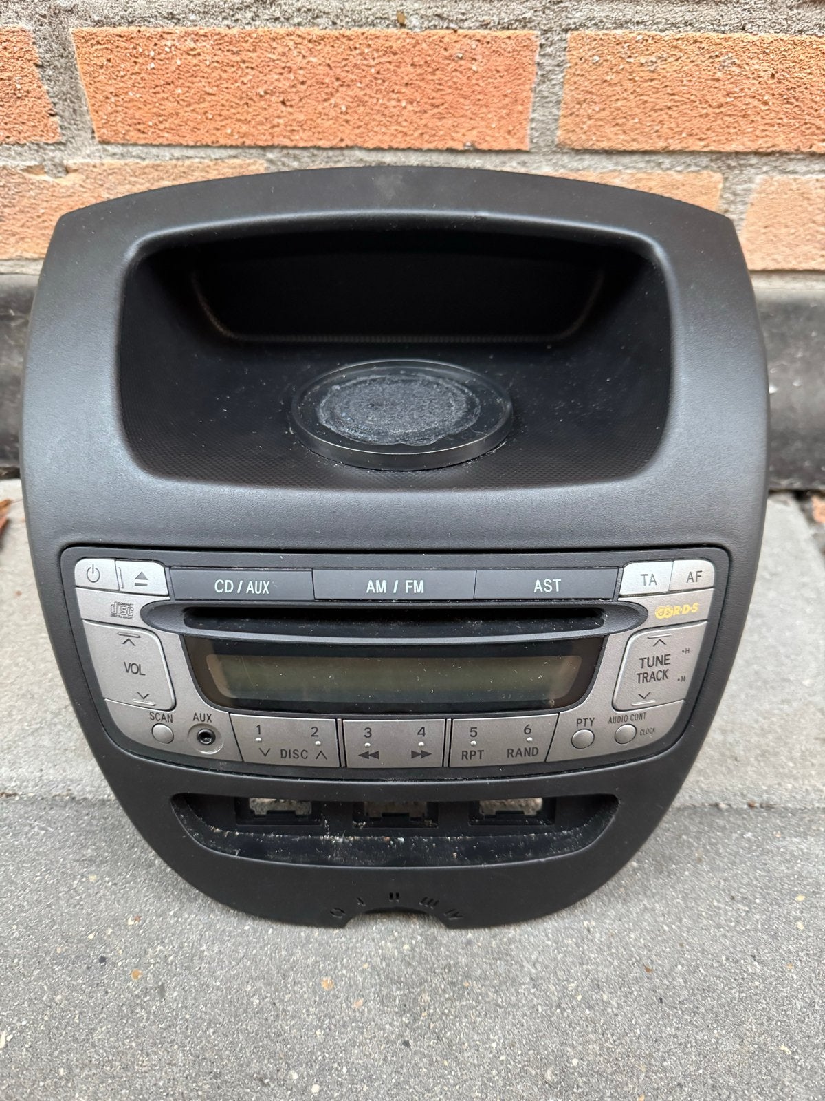 Autoradio Peugeot 107, Citroën C1, Toyota Aygo, Ophalen, Gebruikt