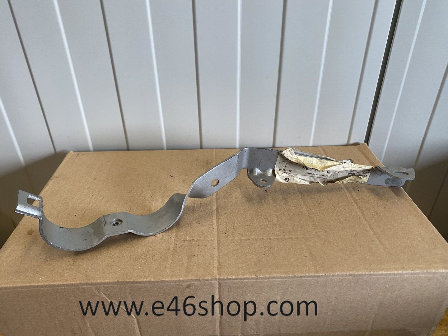 UITLAATSTEUN BMW E38 730D OE 18212248036, -, -, Nieuw, Ophalen of Verzenden