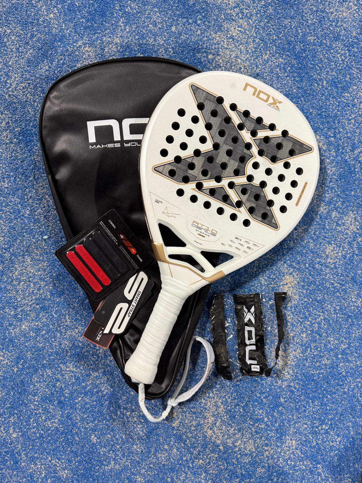 Nox AT10 12k 2026 - 2 week oud met factuur, Ophalen of Verzenden, Zo goed als nieuw, Padelracket