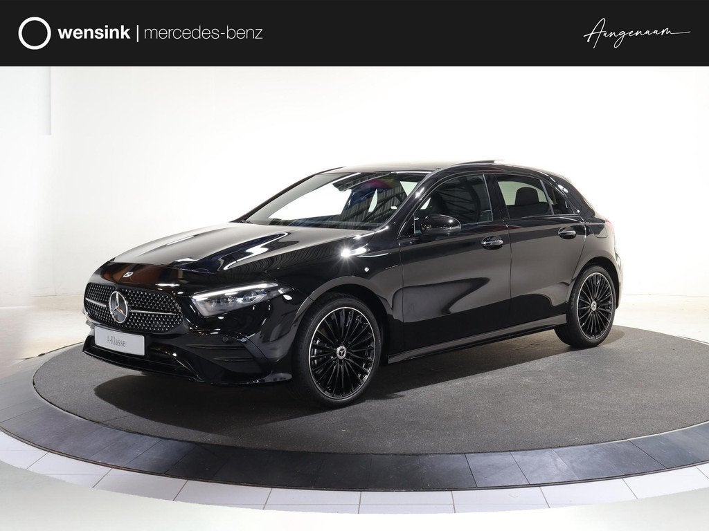 Mercedes-Benz A-klasse 250 e Business Solution AMG | Panoram, Auto's, Mercedes-Benz, 4 cilinders, Plug-in hybride, Bedrijf, Hybride Elektrisch/Benzine