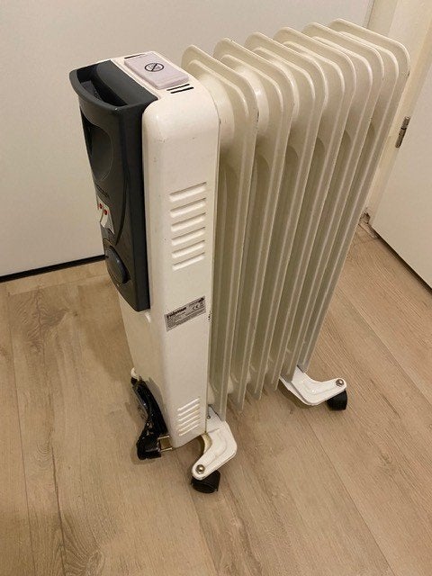 Olie gevulde radiator, Huis en Inrichting, Ophalen, Oliekachel, Elektrisch, Zo goed als nieuw