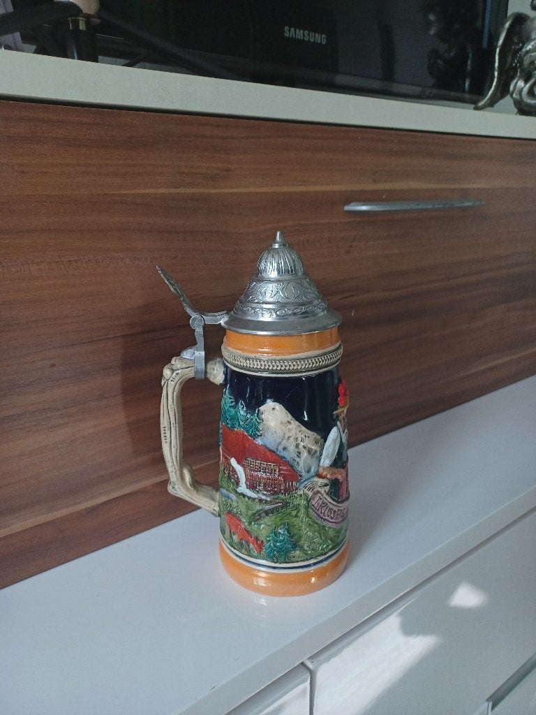 Vintage Duitse bierpul, Ophalen