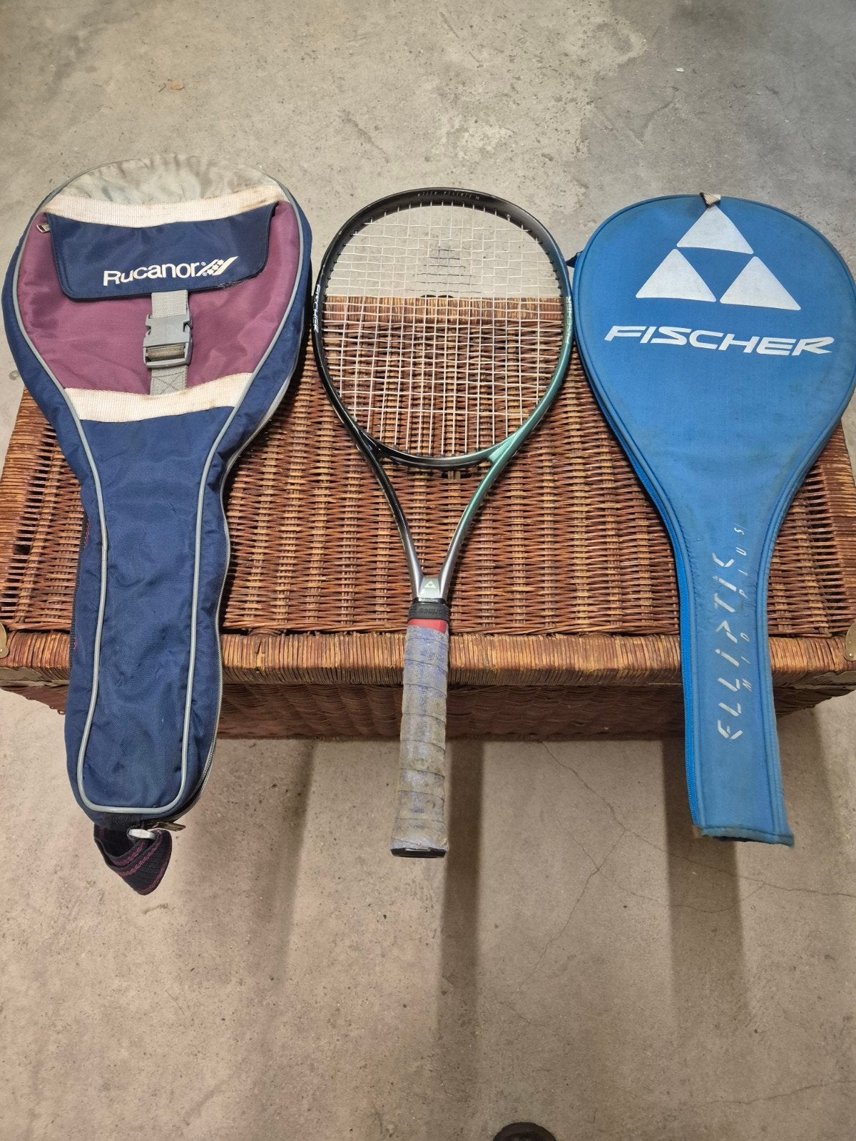 Fischer Tennisracket met hoes - Zo goed als nieuw, Sport en Fitness, Ophalen, Zo goed als nieuw, Racket, Overige merken