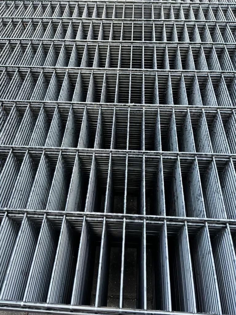 Dubbelstaafsmatten & 3D Hekwerk Nieuw & 2e keus | Montage, Nieuw, Dubbelstaafmat hekwerk, Hekwerk centrale twente, Hekwerkcentraletwente@gmail.com