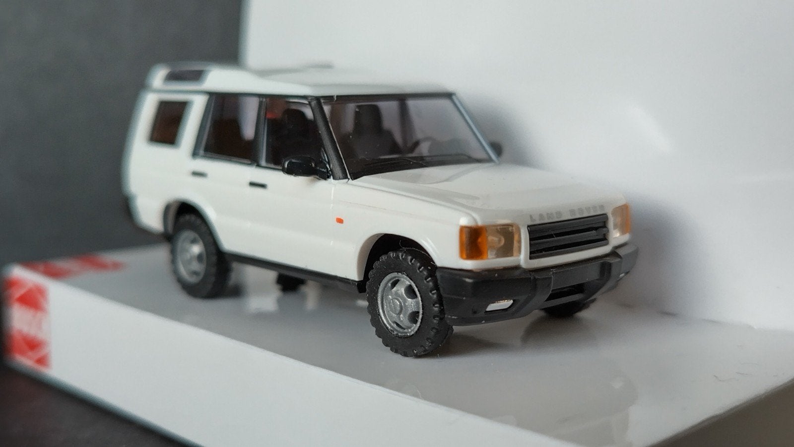 Land Rover Discovery mk1 White 1:87 Busch Pol, Overige merken, Auto, Verzenden, .