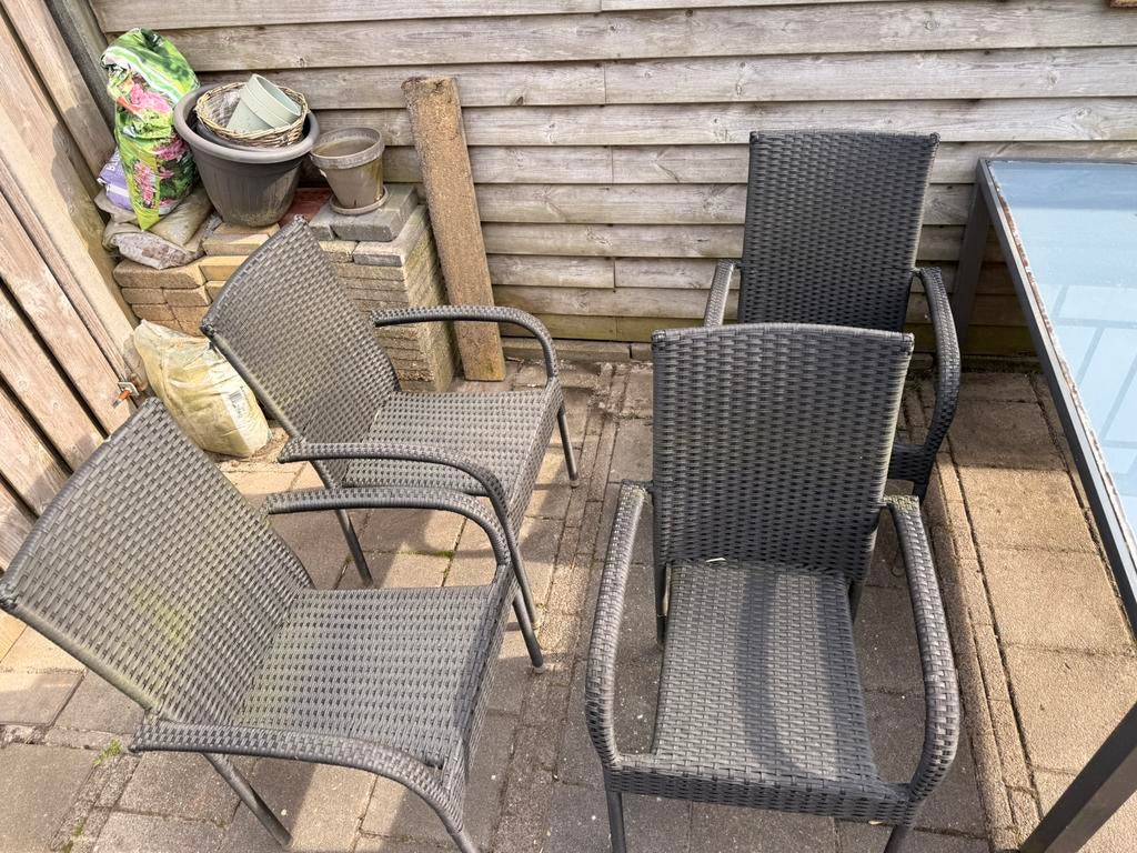 4 tuinstoelen, Tuin en Terras, Ophalen of Verzenden, Gebruikt, Kunststof
