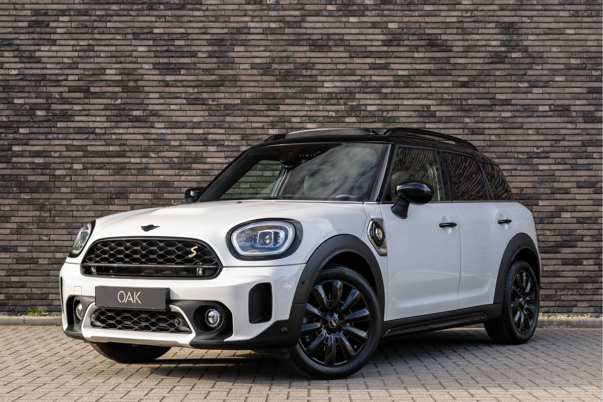 MINI Countryman 1.5 Cooper SE Hybrid ALL4 Classic | Navi | P, Auto's, Automaat, Automatische klimaatregeling, Gebruikt, Zwart