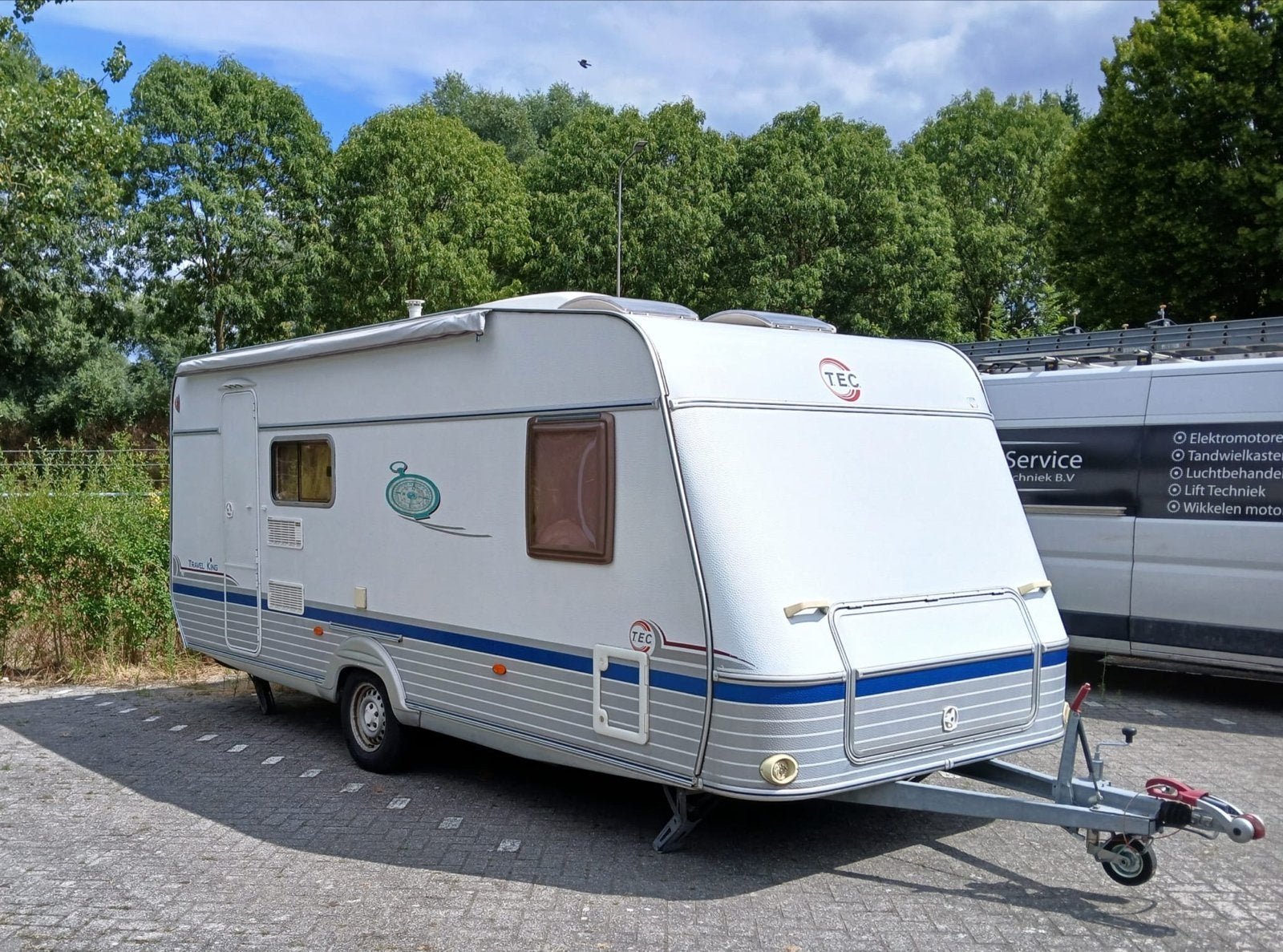 TEC 530 Travel King Caravan 2006 Comfortabel en Compleet, Caravans en Kamperen, Vast bed, T.E.C., Particulier, 5 tot 6 meter