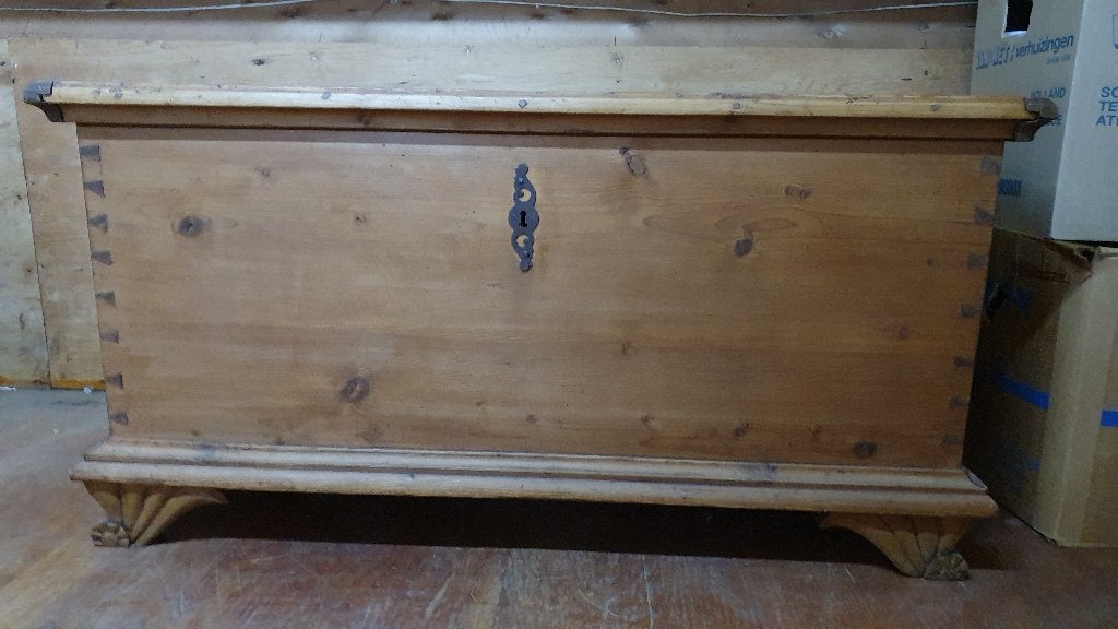 Antieke massief houten dekenkist in perfekte staat, veel, Ophalen