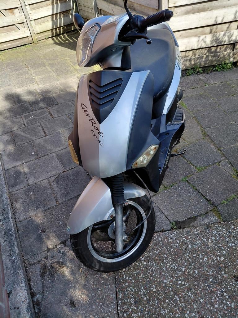 Yamasaki scooter, Ophalen, Gebruikt, Benzine