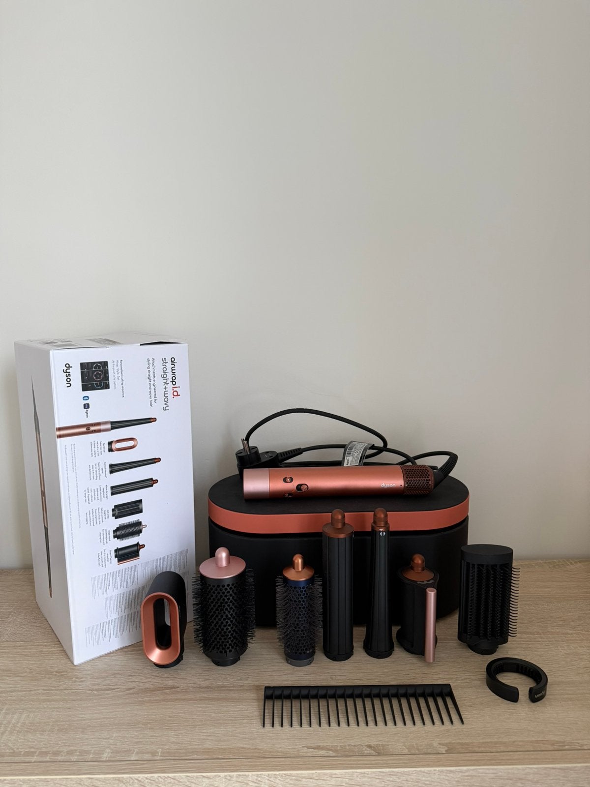 DYSON Airwrap ID Straight + Wavy Multistyler Amber Silk, Ophalen, Gebruikt, Föhn of Haardroger