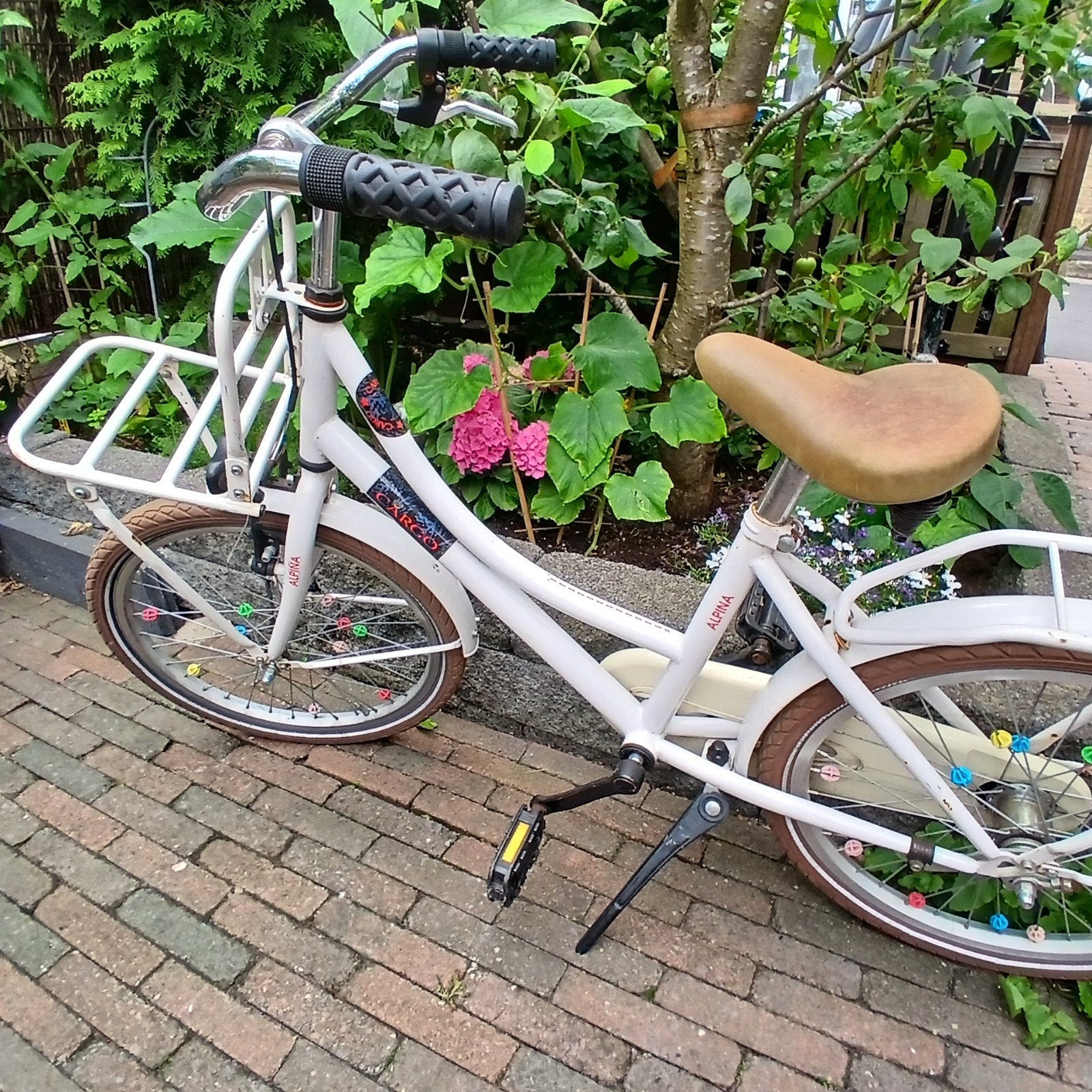 Meisjesfiets wit, 20 inch, Ophalen, Terugtraprem, Gebruikt, Handrem