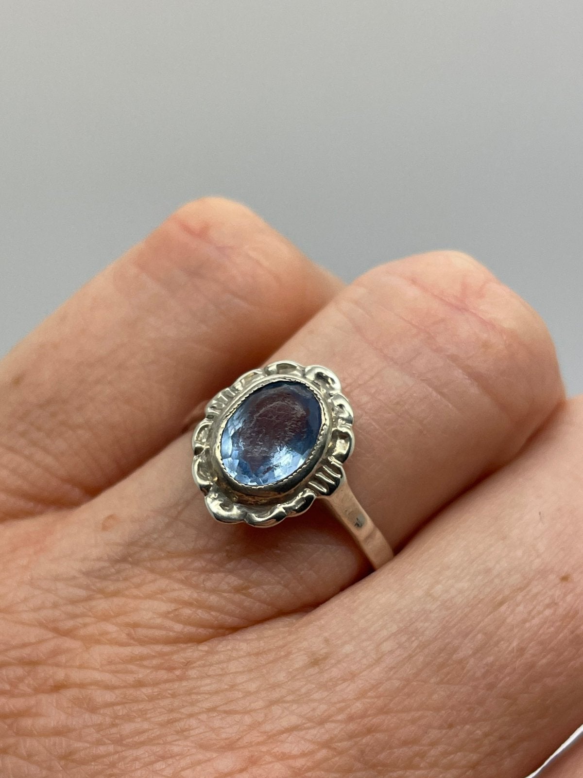 E304 Prachtige zilveren art nouveau ring maat 18,25, Sieraden, Tassen en Uiterlijk, Antieke sieraden, Ophalen of Verzenden, Zilver