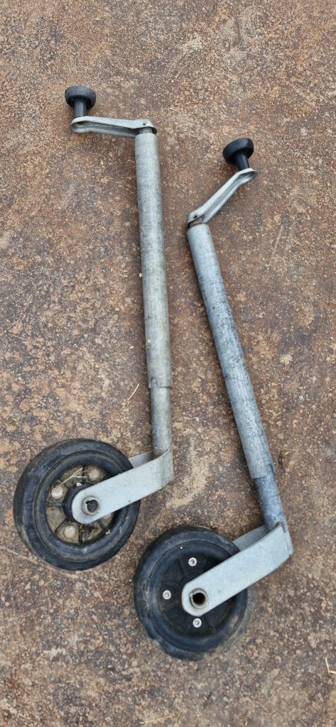 neuswiel voor aanhangwagen of caravan, Ophalen, Gebruikt