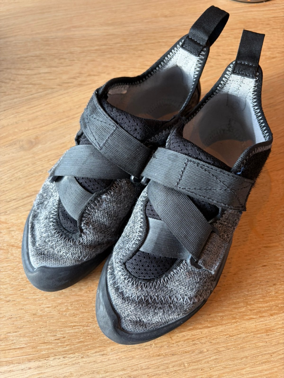 Simond First Climb boulderschoenen mt 37, Sport en Fitness, Klimsport, Ophalen of Verzenden, Zo goed als nieuw, Klimsportschoenen