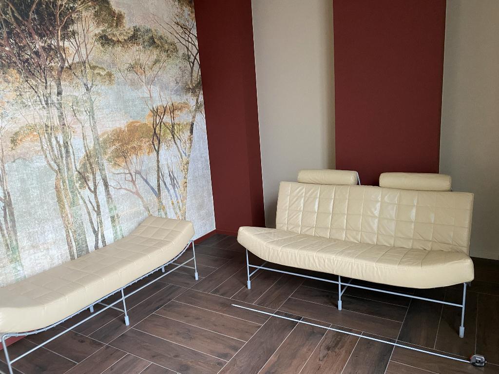 Leolux volare tweezits bank met hocker leer cremekleur, Ophalen, Gebruikt, 150 tot 200 cm, Tweepersoons