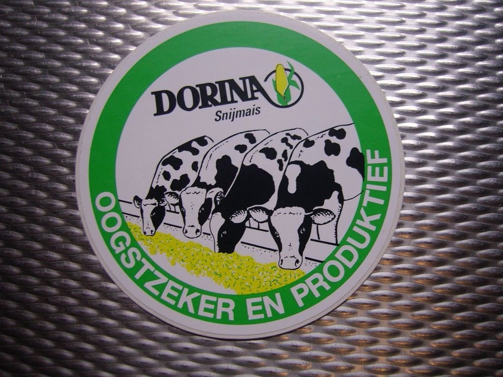 sticker DORINA Snijmais  Oogstzeker en produktief *, Ophalen of Verzenden, Zo goed als nieuw