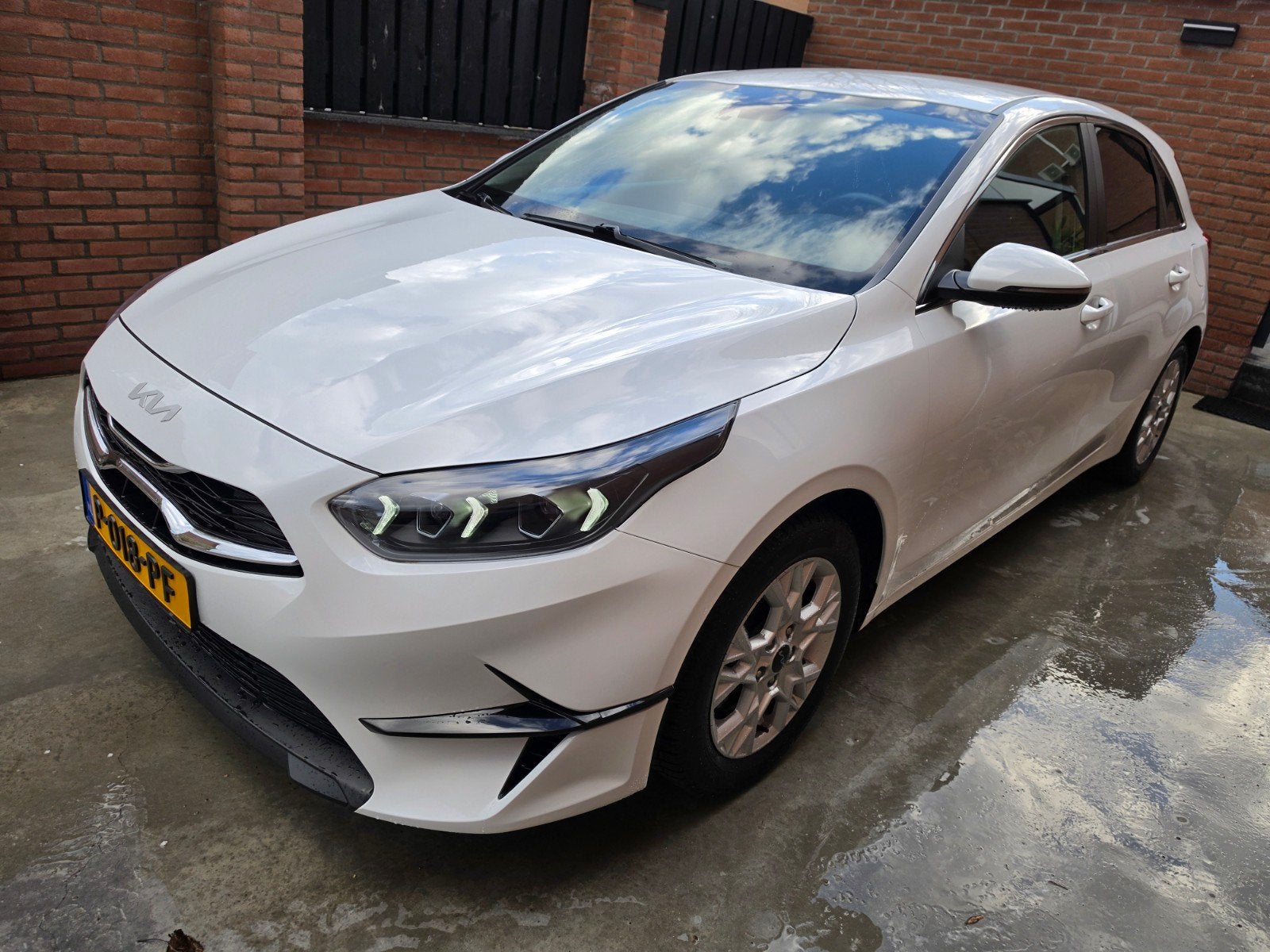 Kia  Cee d 1.0 T-gdi 120pk 2022 Wit 1ste eigenaar nieuwstaat, Voorwielaandrijving, Wit, Origineel Nederlands, Handgeschakeld