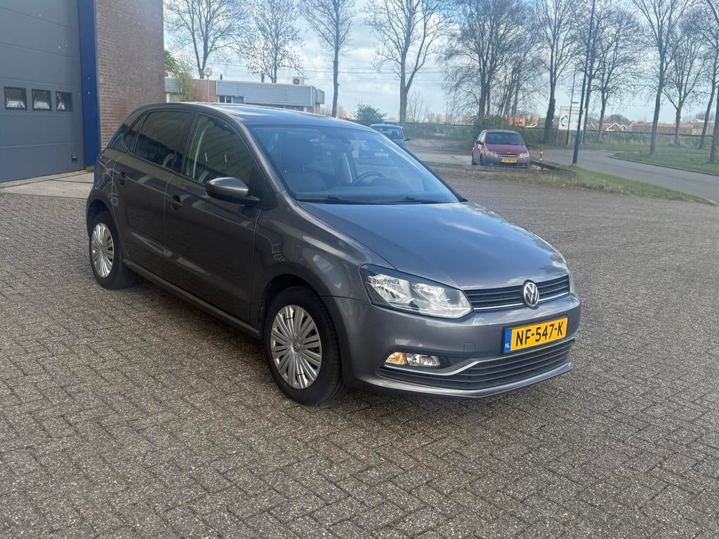Volkswagen Polo 1.2 TSI 66KW 2017 Grijs, Voorwielaandrijving, Stof, 40 €/maand, 4 cilinders