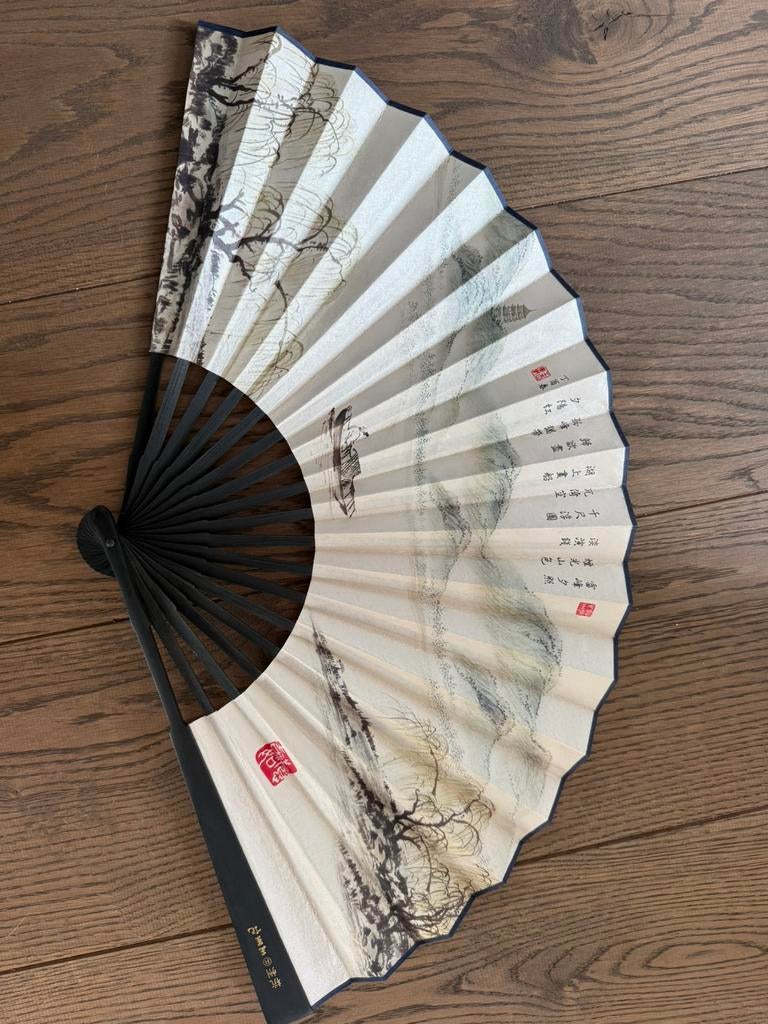 Mooie chinese waaier van zijde, Ophalen of Verzenden