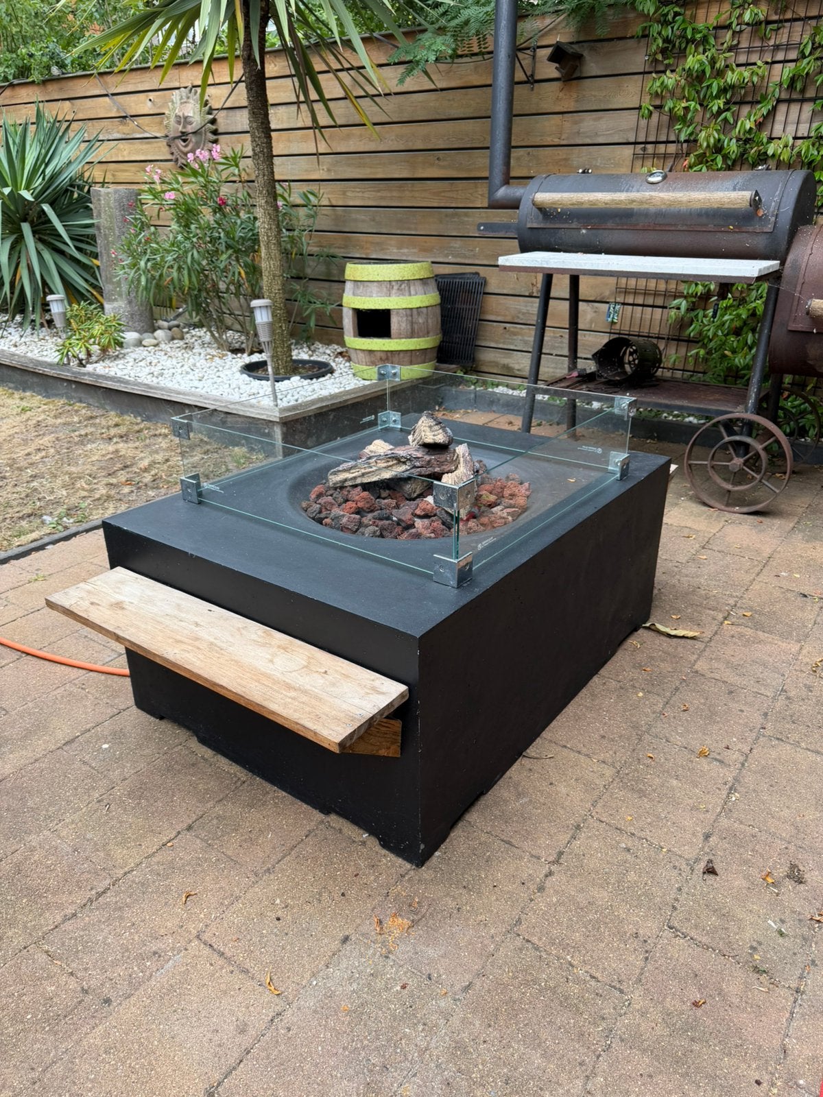 Happy cocooning Vuurtafel met gastank houder+gastank, Tuin en Terras, Ophalen, Gebruikt
