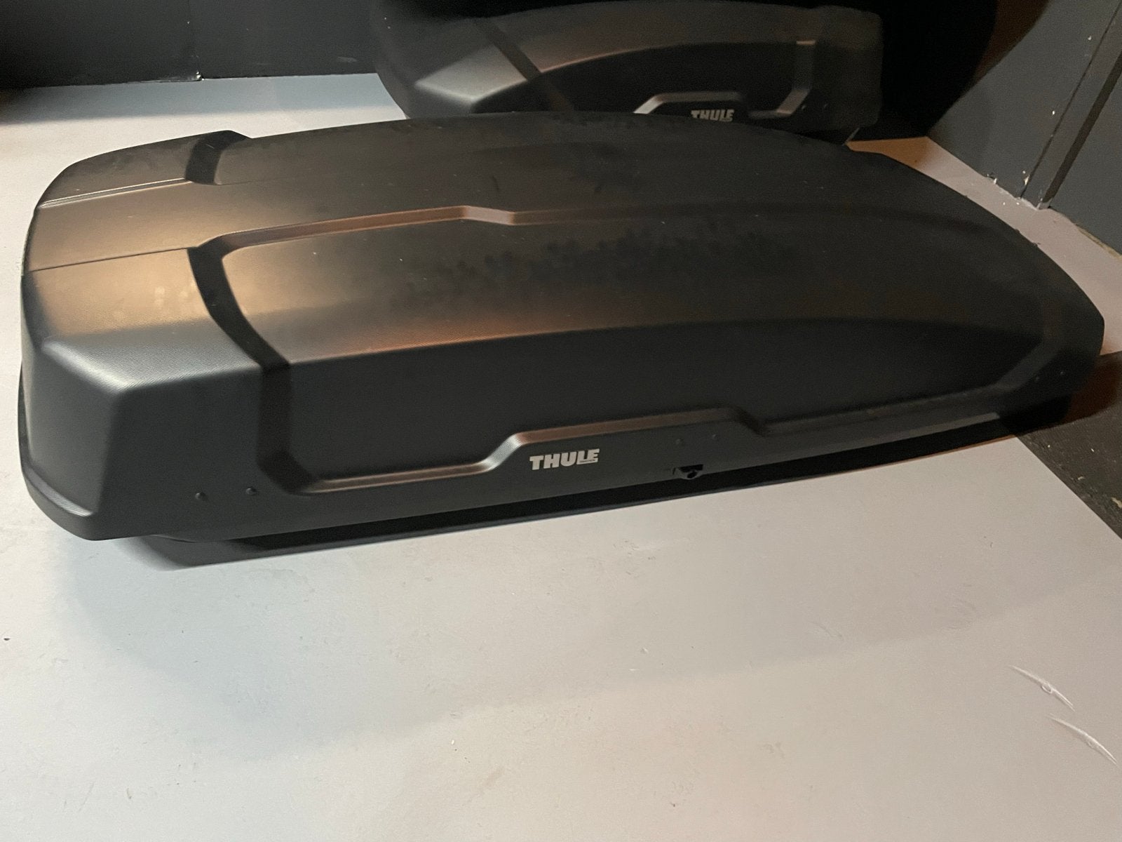 Thule Force XT XL Dakkoffer - 500 Liter, Dubbele Opening, Auto diversen, Ophalen, Gebruikt