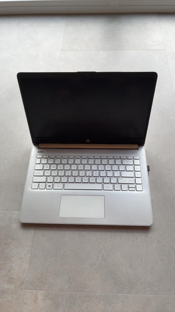 HP Notebook 14s-dq1014nd, Computers en Software, Windows Laptops, Ophalen, Zo goed als nieuw, 15 inch, 2 tot 3 Ghz