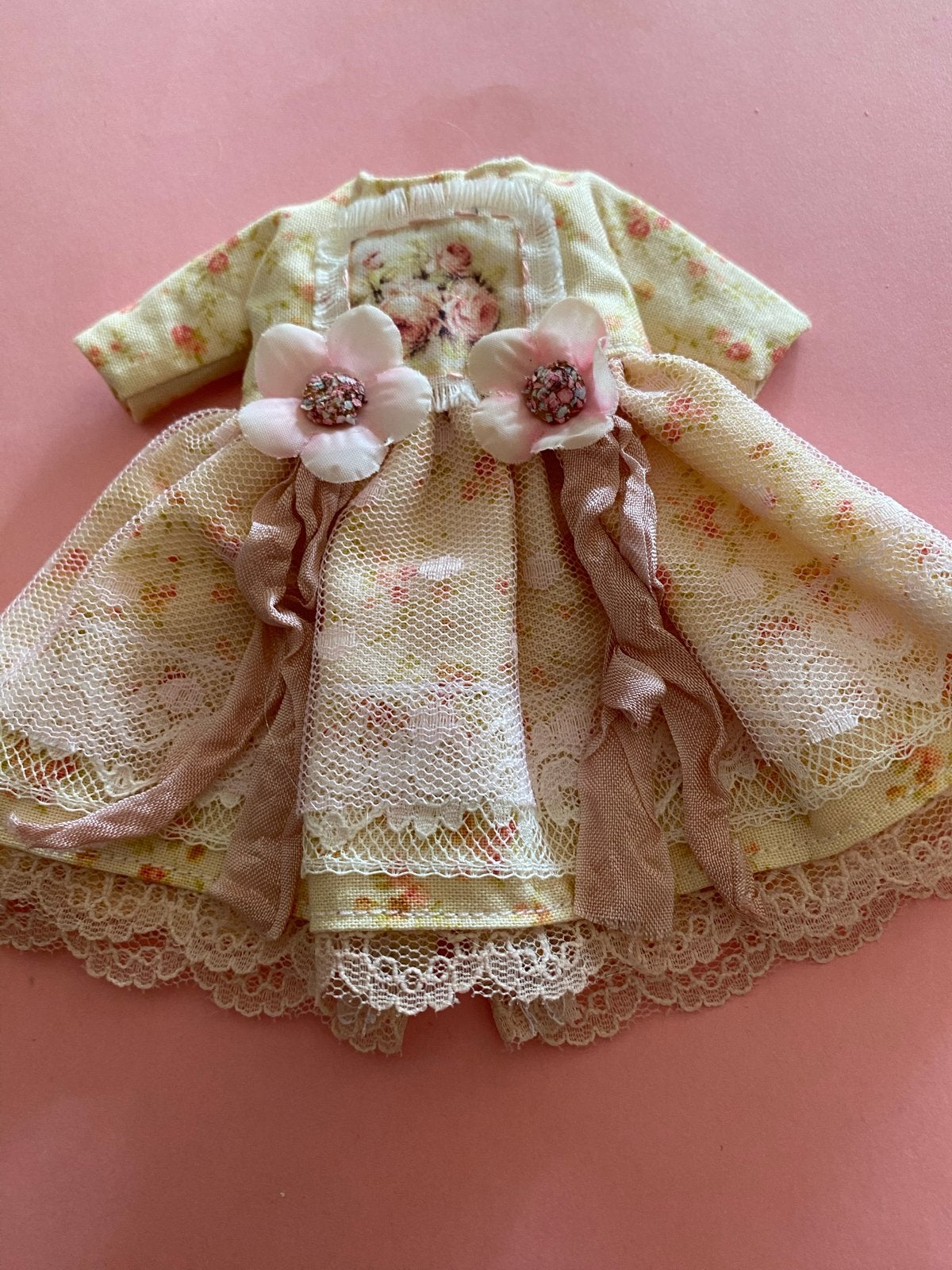 Blythe jurkje van Julia Toy Art - Handgemaakt, Ophalen of Verzenden, Zo goed als nieuw, Overige typen