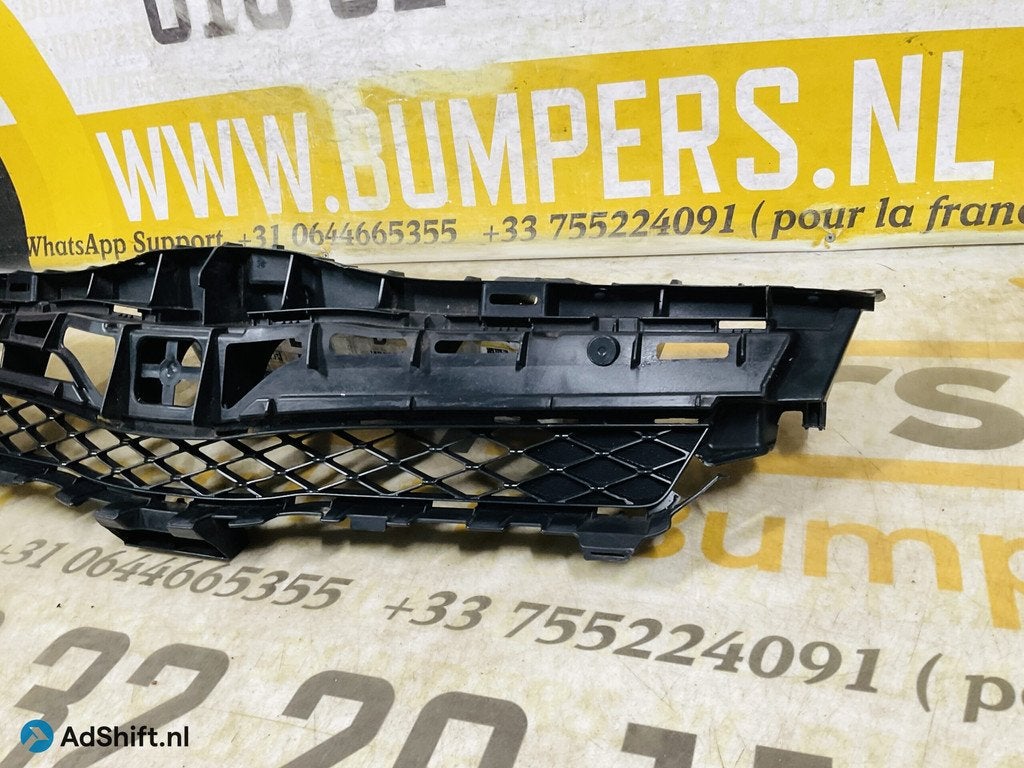 Grill Toyota Auris Hybrid 2008-2012 53114-02220 Voorbumper G, Auto-onderdelen, Carrosserie en Plaatwerk