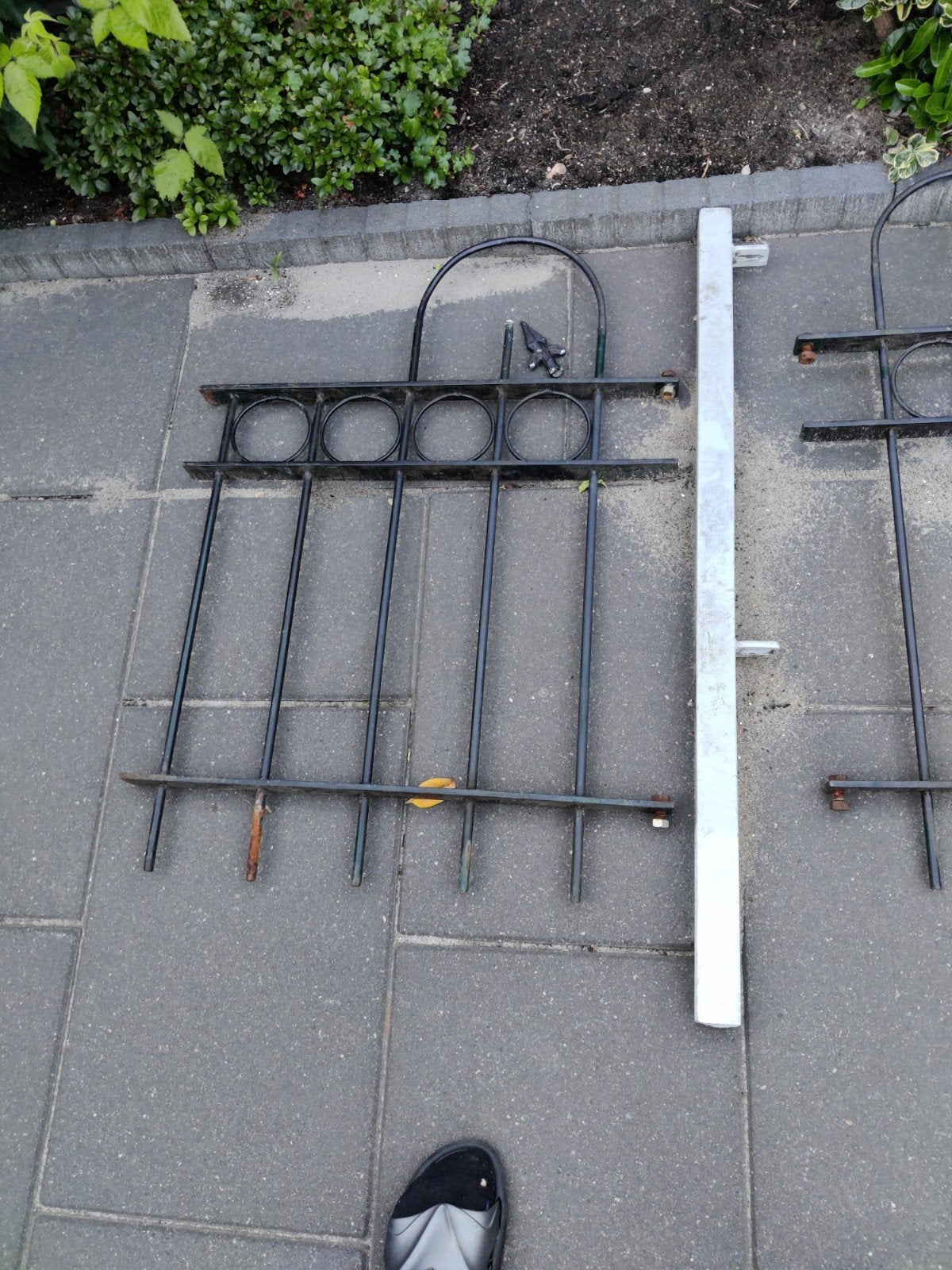 Sierhekwerk delen - IJzeren hekwerk, Ophalen of Verzenden, Gebruikt, IJzer, Sierhekwerk