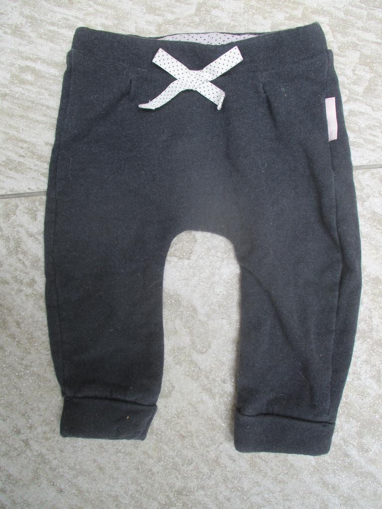 Noppies lange broek grijs joggingbroek maat 62 broekje, Kinderen en Baby's, Babykleding | Maat 62, Broekje, Meisje, Ophalen of Verzenden