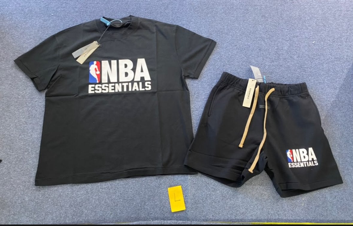 NBA Essentials T-shirt en Short Set - Zwart, Ophalen, Nieuw, Maat 52/54 (L), Zwart