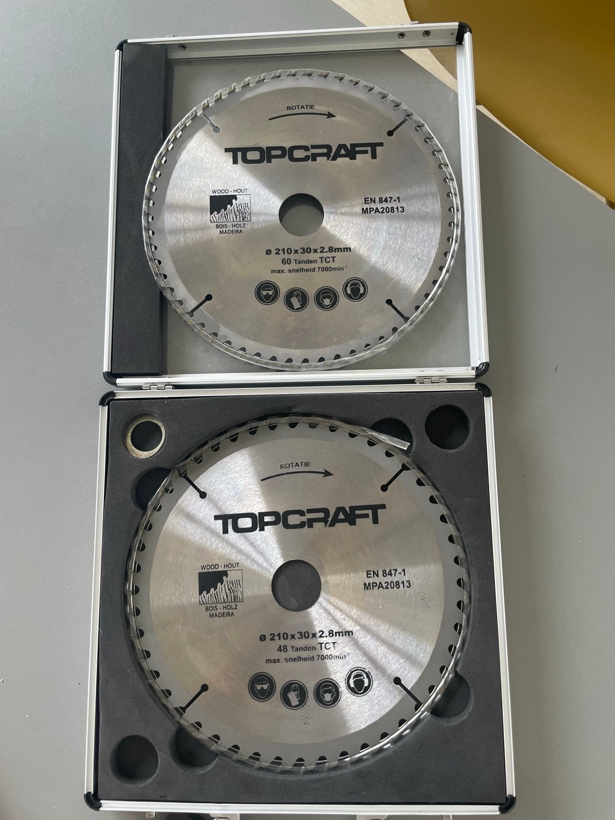 TOPCRAFT Zaagbladen Set - 2x Cirkelzaagblad 210mm, Ophalen of Verzenden, Nieuw, Cirkelzaag, 70 mm of meer