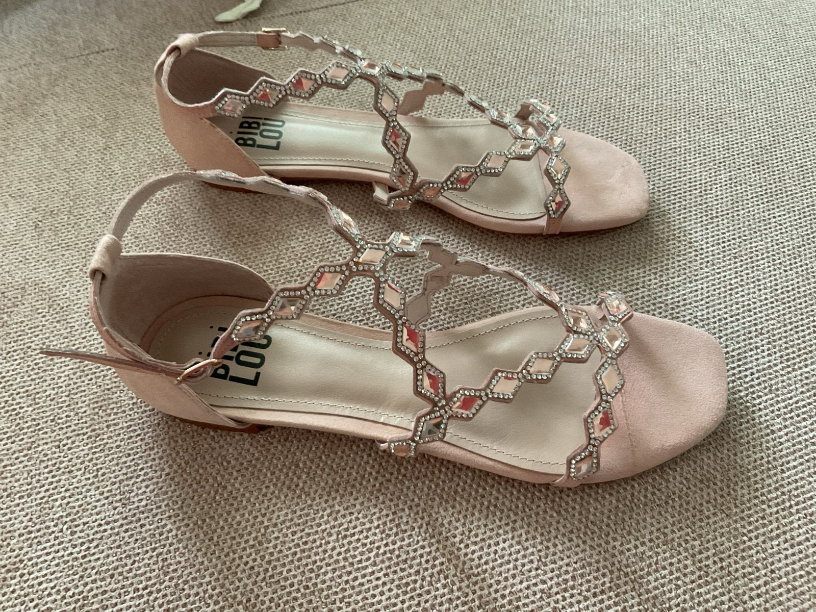 Bibi Lou Roze Sandalen met Strass - Maat 40, Kleding | Dames, Schoenen, Ophalen of Verzenden, Zo goed als nieuw, Roze, Sandalen of Muiltjes