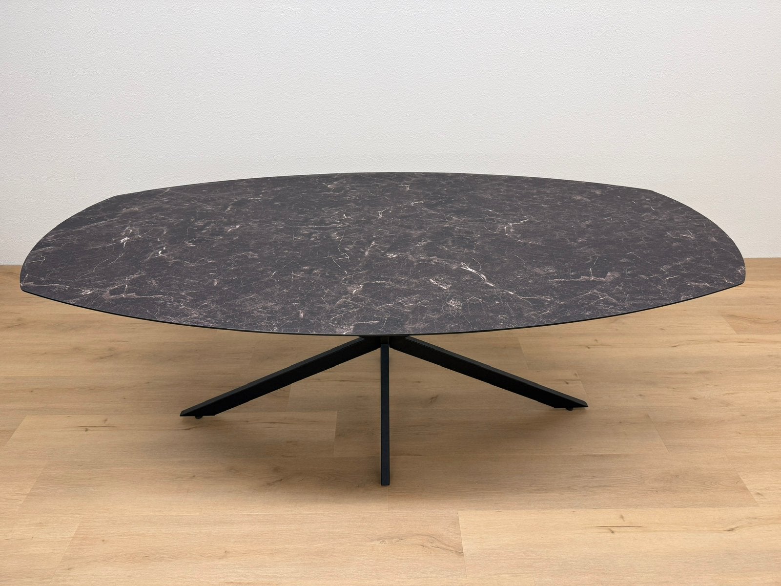 Deens ovale eettafel 220x110 - Marmer HPL - Direct Leverbaar