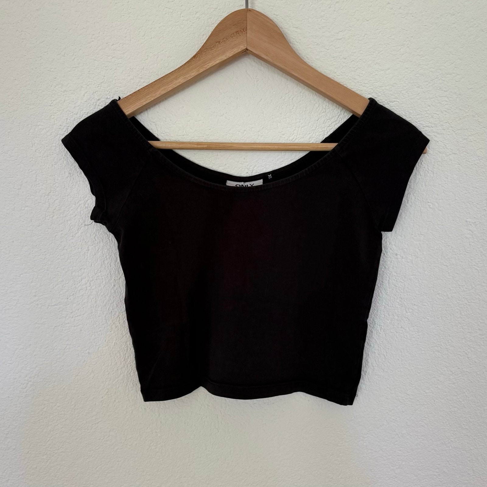 Zwarte Cropped Top ONLY XS, Kleding | Dames, Tops, Verzenden, Zwart, Zo goed als nieuw, Korte mouw