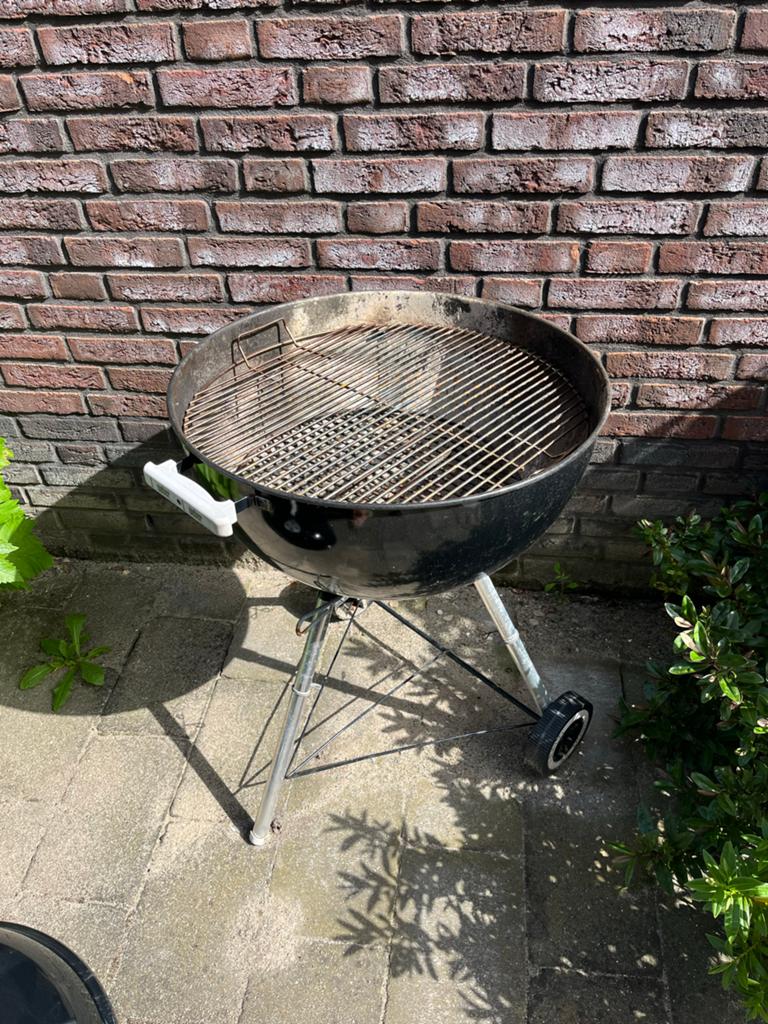 Weber barbecue BBQ 55 cm op kolen, Ophalen, Gebruikt, Met accessoires