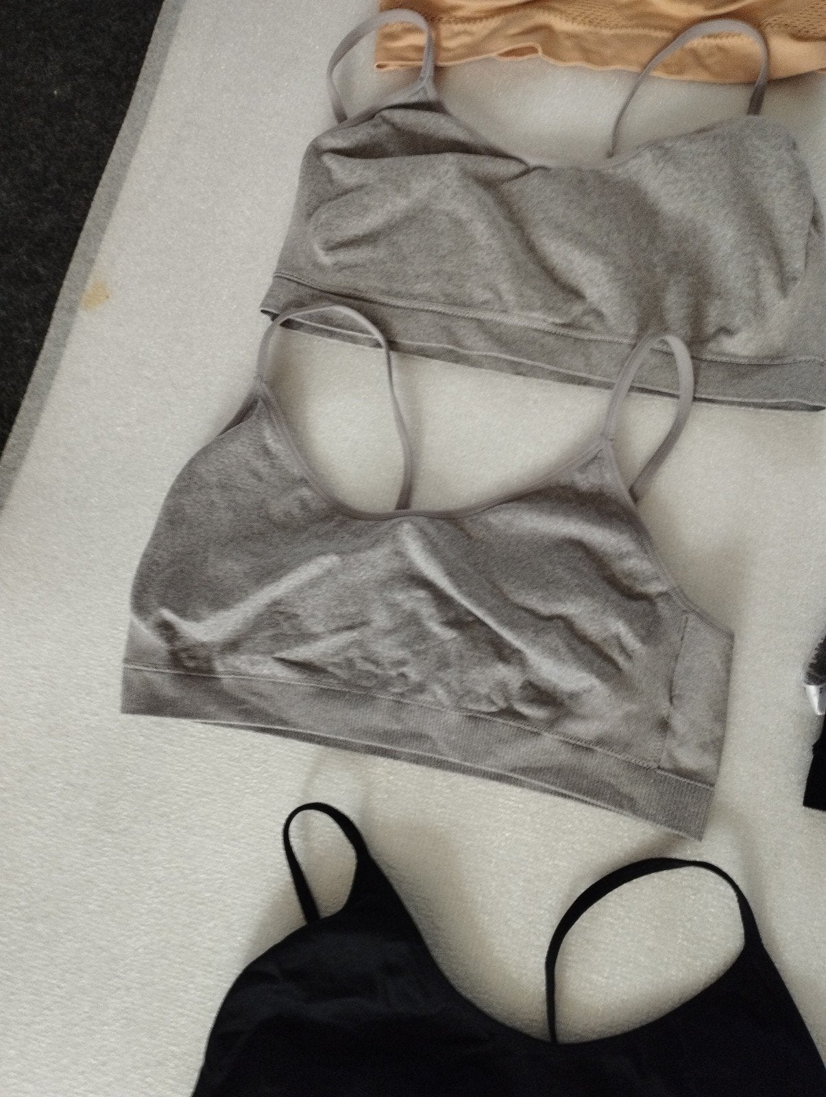 Comfortabele bralettes en nachtkleding set, Kleding | Dames, Ophalen, Meerkleurig, BH