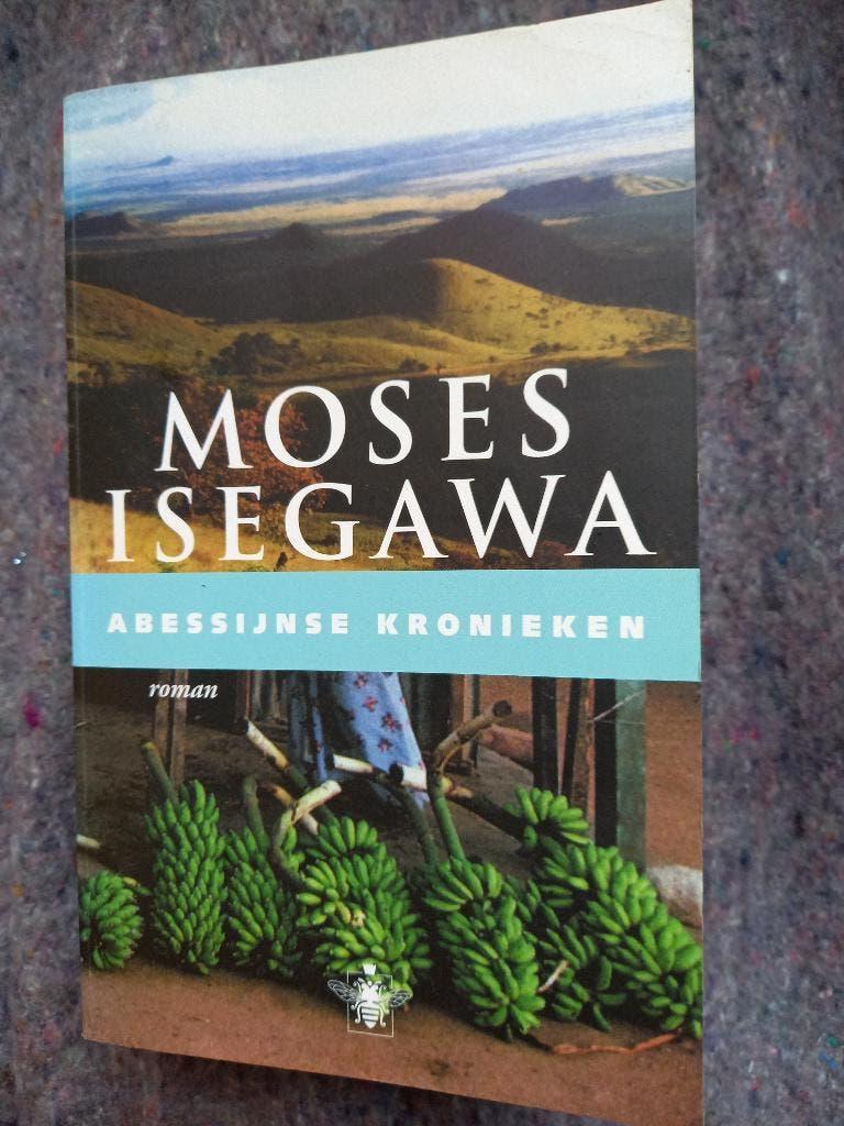 Abessijnse kronieken/ Moses Isegawa, Boeken, Ophalen of Verzenden, Gelezen, Moses Isegawa
