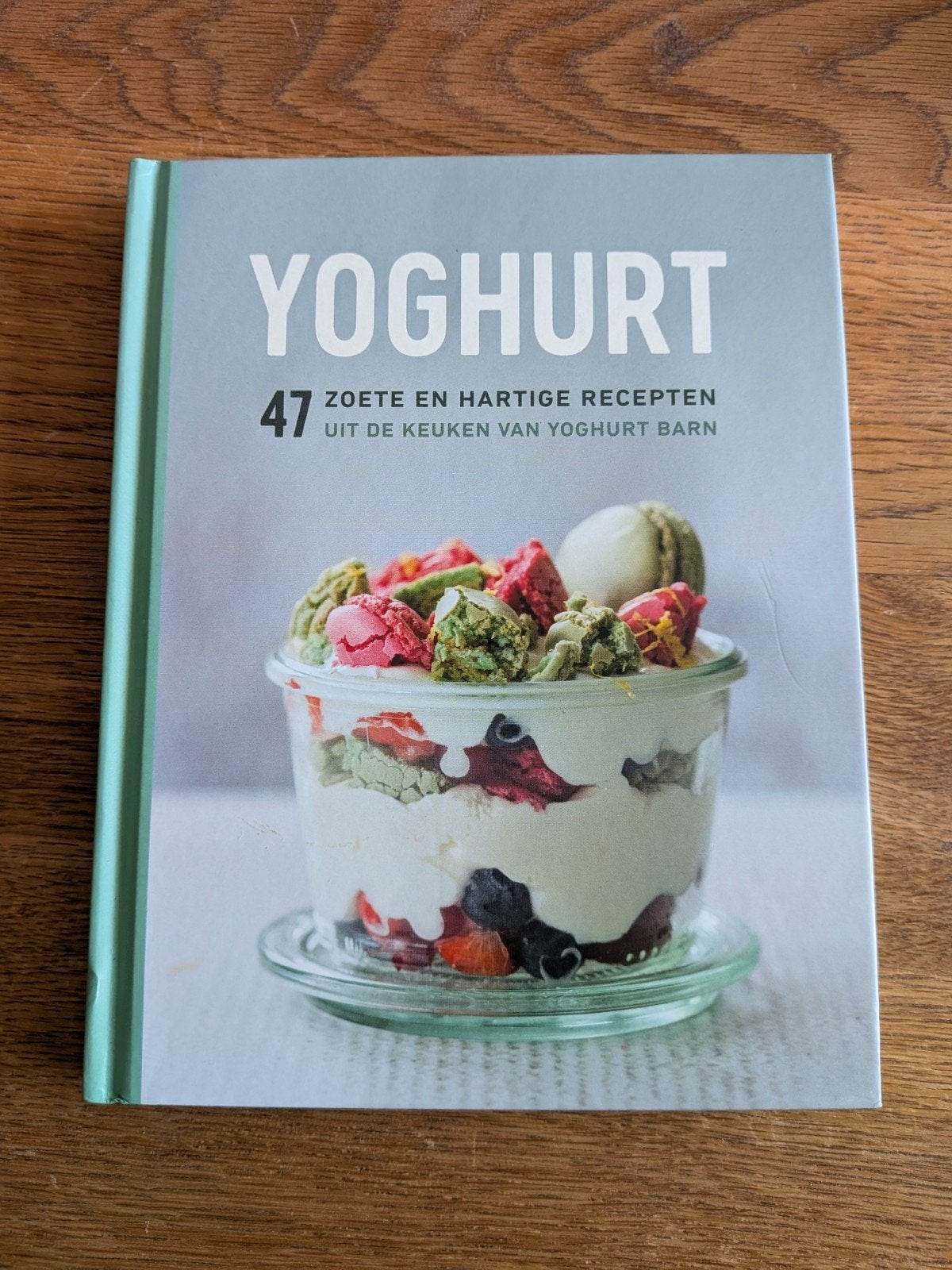 Yoghurt Barn - Yoghurt, Boeken, Kookboeken, Zo goed als nieuw, Ophalen of Verzenden