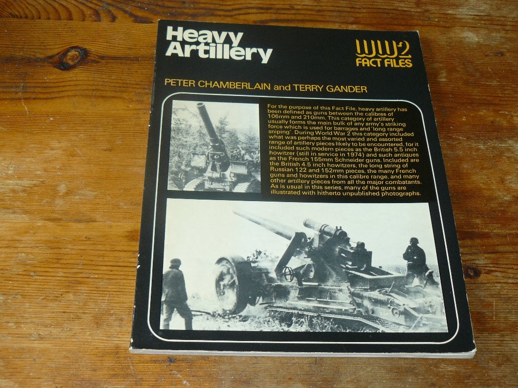 Heavy Artillery (zware artillerie kanonnen uit Wo2), Verzamelen, Ophalen of Verzenden, Landmacht, Overige gebieden, Boek of Tijdschrift