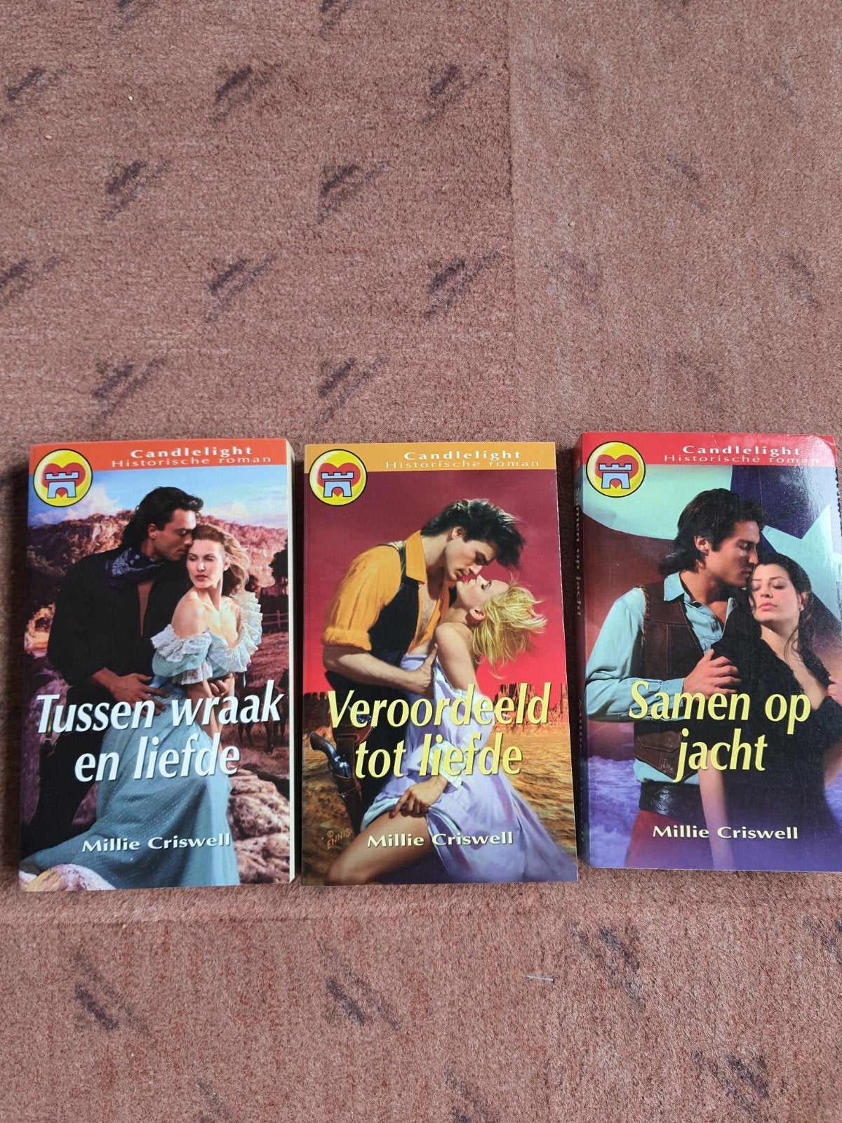 Candlelight Historische Roman: Millie Criswell, Boeken, Ophalen of Verzenden, Gelezen