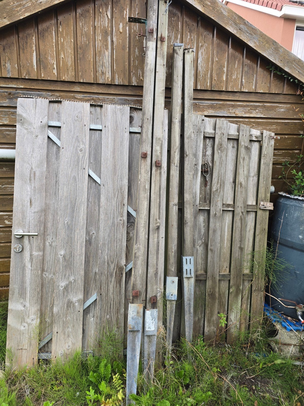 tuinpoort en 4 palen, Tuin en Terras, Schuttingen, Ophalen, Hout, Minder dan 3 meter, 1 tot 2 meter