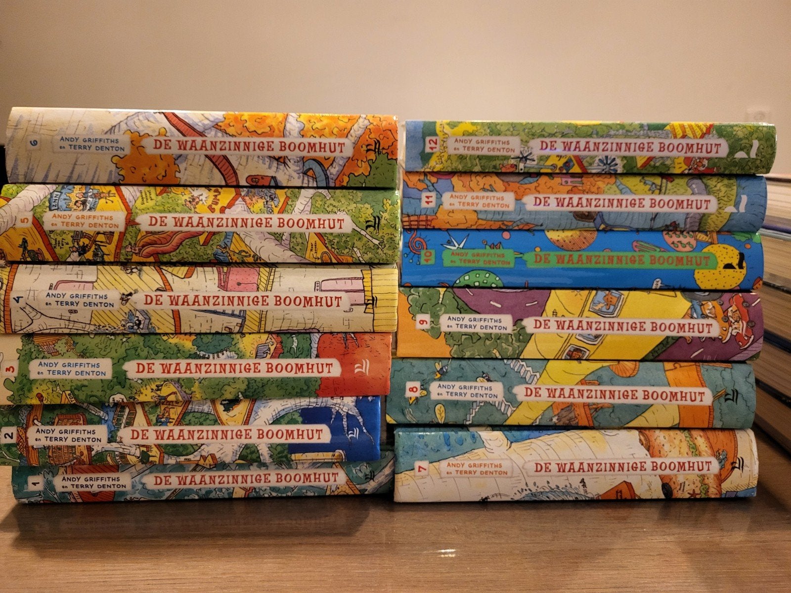 de waanzinnige boomhut deel 1 tm 12, Ophalen of Verzenden, Zo goed als nieuw