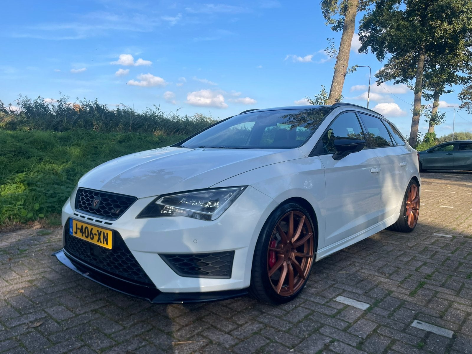 Seat Leon 2.0 TSI 420 PK Dsg-6 2015 Wit, Auto's, 15 km/l, Zwart, 4 cilinders, 1984 cc
