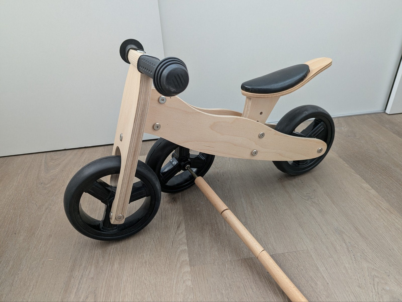 Foto 2 van Loopfiets Prenatal