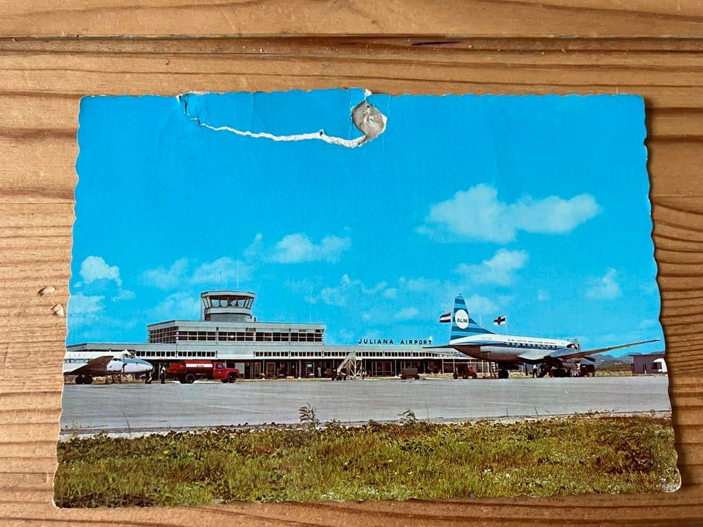 Ansichtkaart Sint Maarten, princess juliana airport KLM, Verzamelen, Ophalen of Verzenden, Buiten Europa