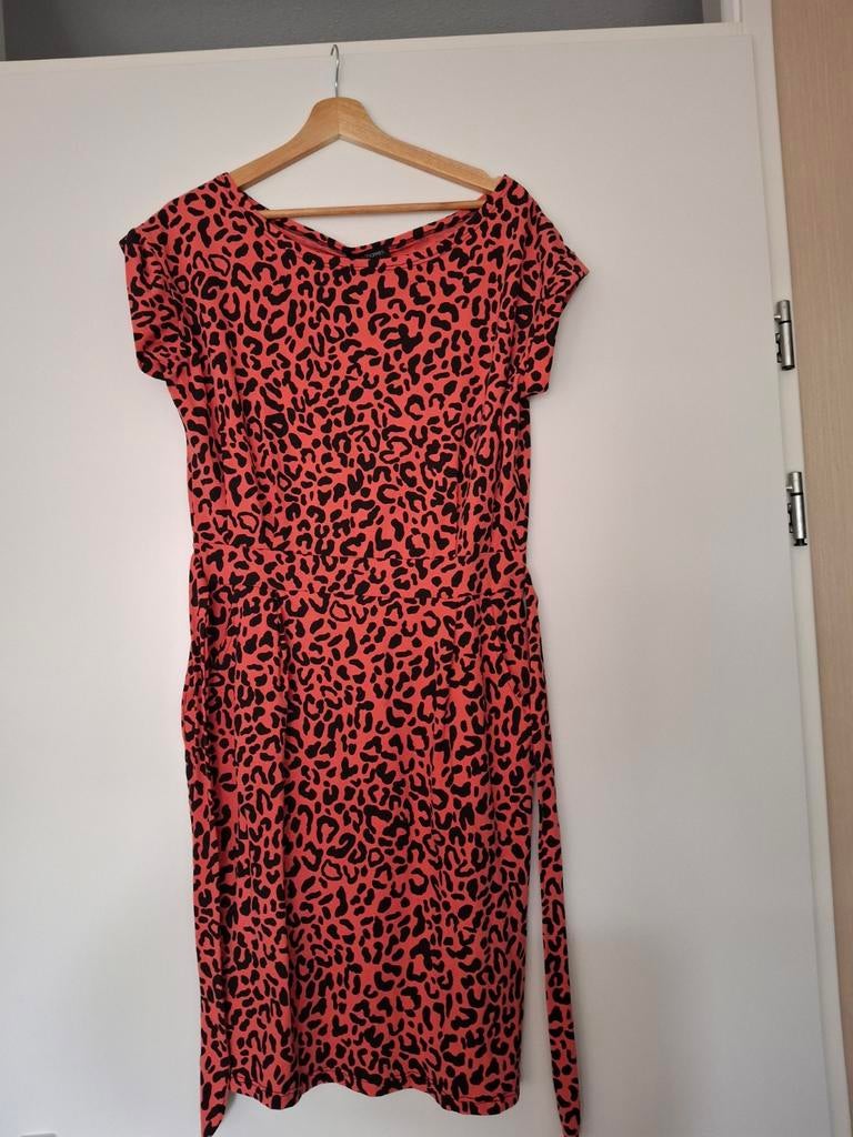 Panter Strik Jurk Koraal - One Size - Nieuwstaat, Maat 38/40 (M), Bruin, Nieuw, Ophalen of Verzenden