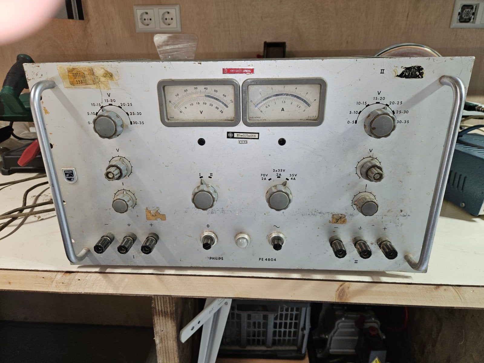 Philips PE4804 Regelbare Voeding, Ophalen, Gebruikt
