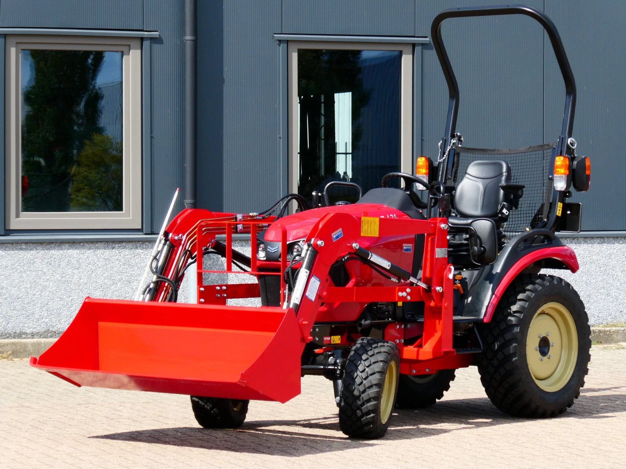Yanmar SA424 4wd HST, Overige merken, Gebruikt, De Maalstroom 3
8255 RN  Swifterbant, VM Service